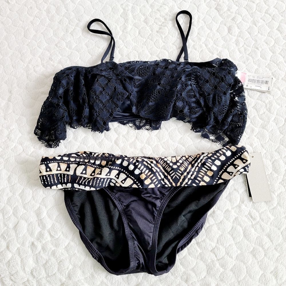 New Kenneth Cole Reaction bikini swimsuit bathingsuit large black flounce lace